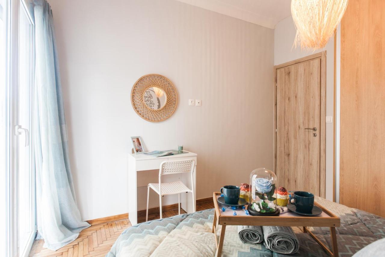 Luxury Seaside Apartment Next To Starbucks Opossite The Beach Park Of Flisvos Athen Eksteriør billede