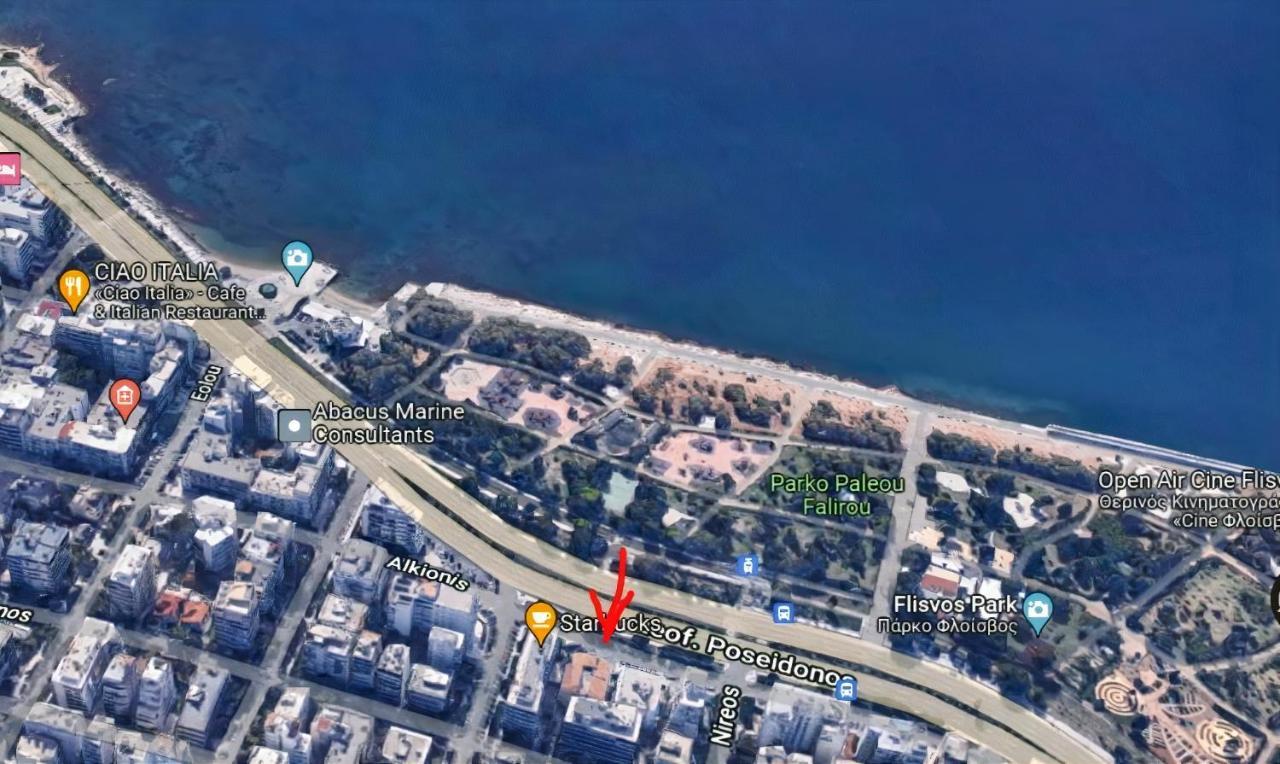 Luxury Seaside Apartment Next To Starbucks Opossite The Beach Park Of Flisvos Athen Eksteriør billede